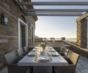 Seaview Beach House